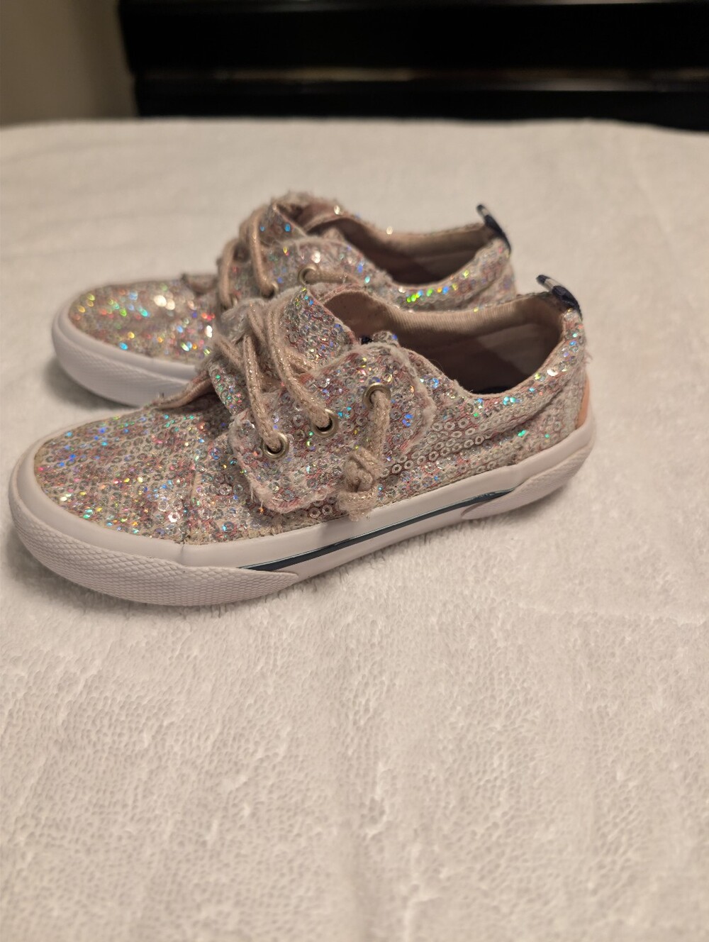 Sperry Pier Wave Jr Sequin Kids Sneakers in Rose Leopard Sparkle Glitter
